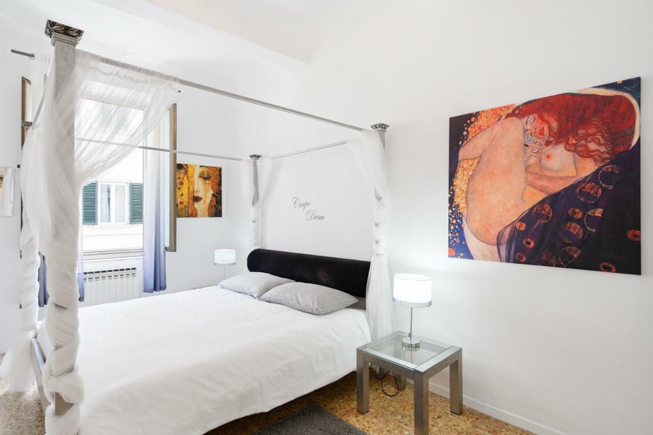 Carpe Diem Arno Apartment Флоренція Екстер'єр фото